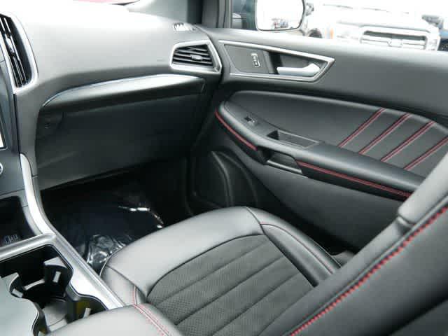 used 2024 Ford Edge car, priced at $31,997