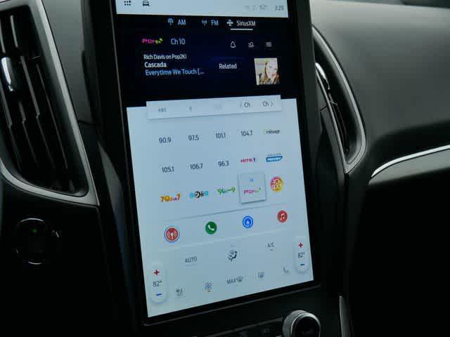 used 2024 Ford Edge car, priced at $31,997