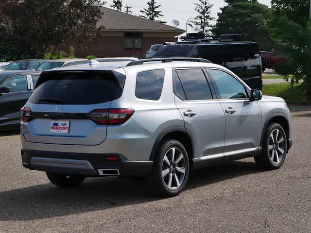 used 2025 Honda Pilot car, priced at $50,997