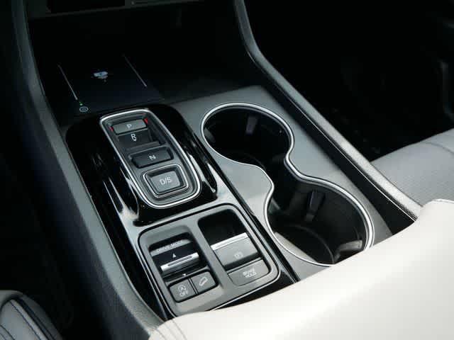used 2025 Honda Pilot car, priced at $50,997