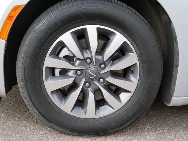 used 2023 Chrysler Pacifica Hybrid car, priced at $27,359