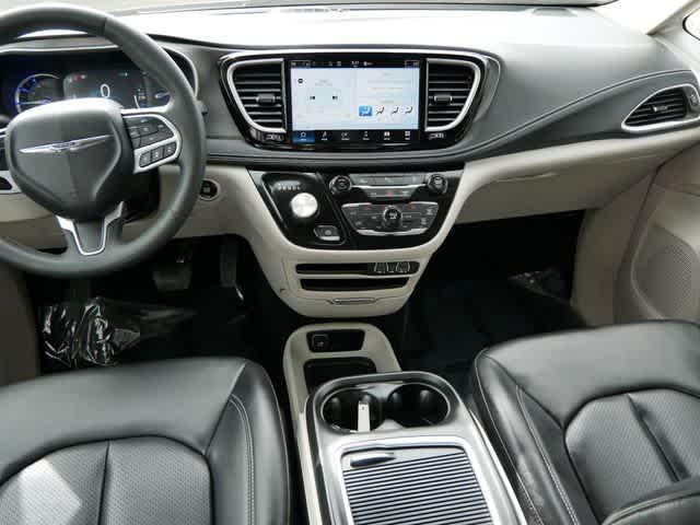 used 2023 Chrysler Pacifica Hybrid car, priced at $27,359