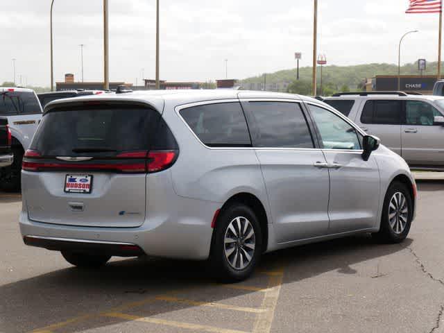 used 2023 Chrysler Pacifica Hybrid car, priced at $27,359