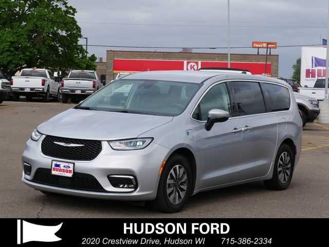 used 2023 Chrysler Pacifica Hybrid car, priced at $27,359