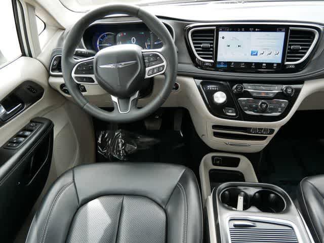 used 2023 Chrysler Pacifica Hybrid car, priced at $27,359