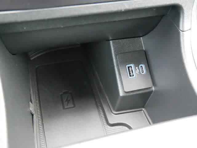 used 2024 Ford Edge car, priced at $37,997