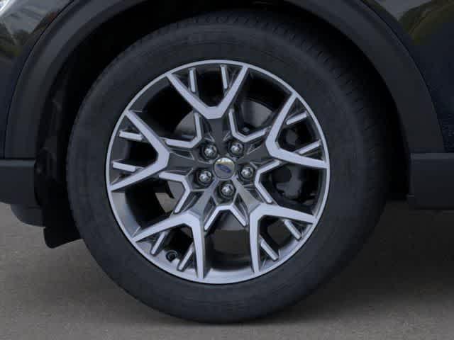 new 2025 Ford Explorer car, priced at $58,619