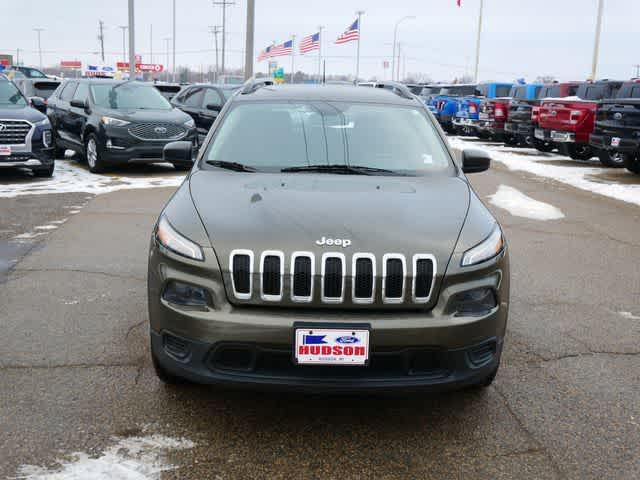 used 2016 Jeep Cherokee car, priced at $10,487