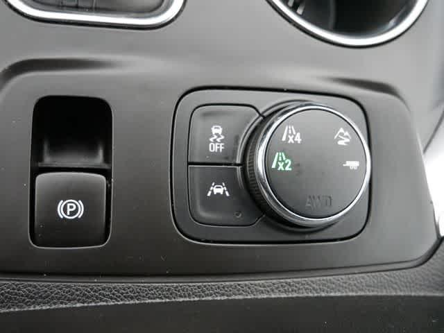 used 2021 Chevrolet Traverse car, priced at $23,823