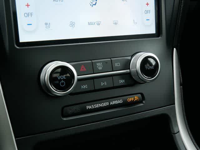 used 2024 Ford Edge car, priced at $28,998