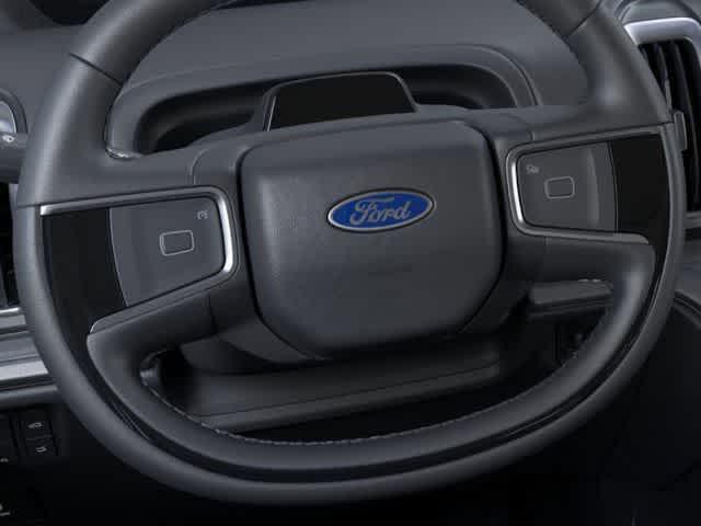new 2025 Ford Expedition car, priced at $80,725