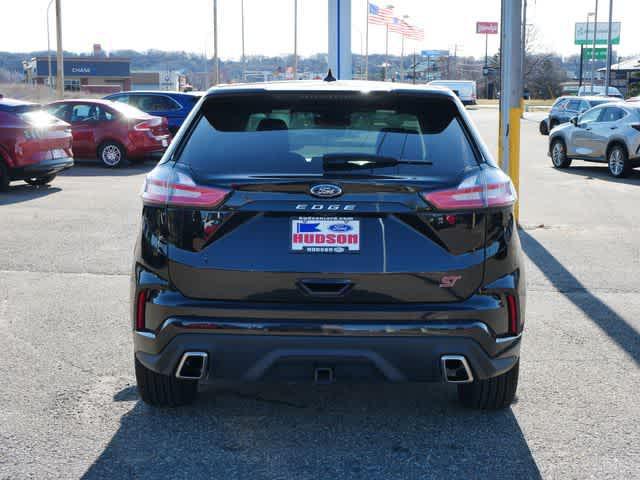 used 2022 Ford Edge car, priced at $30,238