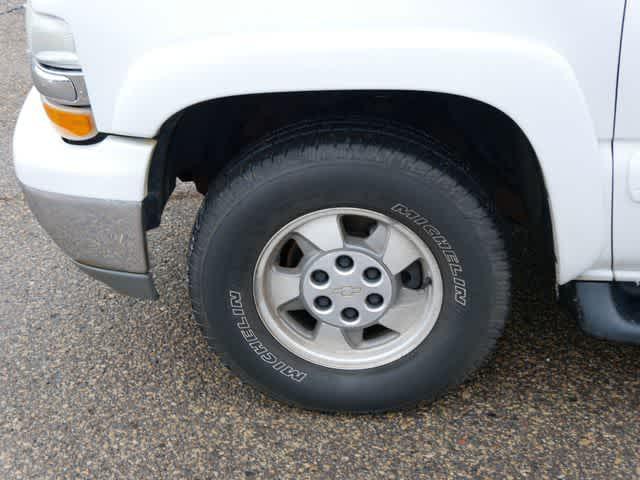 used 2002 Chevrolet Suburban car, priced at $4,994