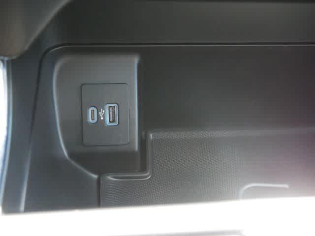 used 2021 Ford F-150 car, priced at $23,997