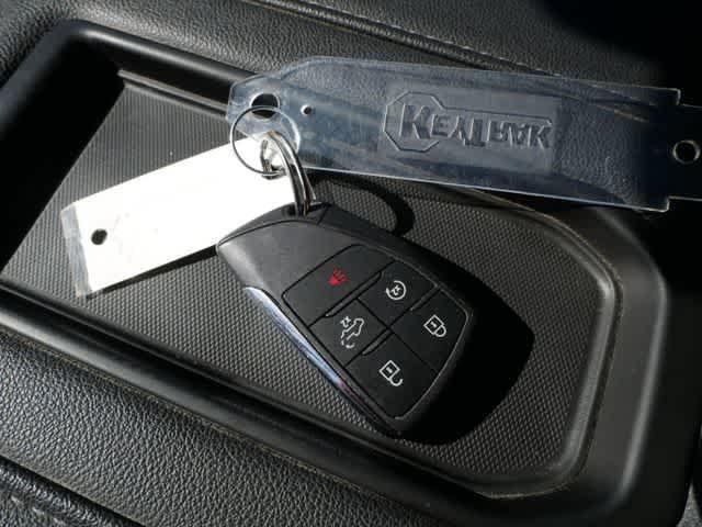 used 2022 Chevrolet Silverado 1500 car, priced at $38,999