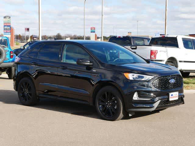 used 2024 Ford Edge car, priced at $37,252