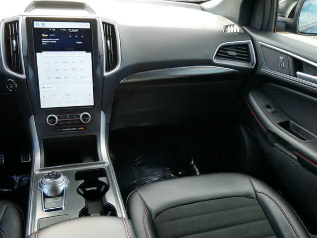 used 2024 Ford Edge car, priced at $37,252