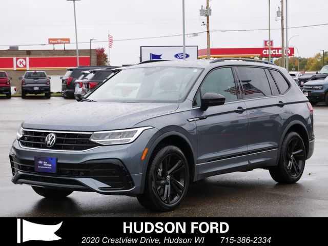 used 2024 Volkswagen Tiguan car, priced at $30,997