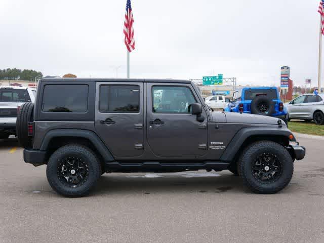 used 2016 Jeep Wrangler Unlimited car, priced at $19,177