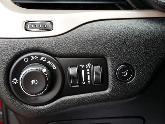 used 2015 Jeep Cherokee car, priced at $9,997