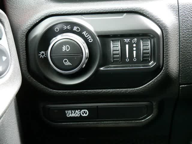 used 2021 Jeep Gladiator car, priced at $33,497