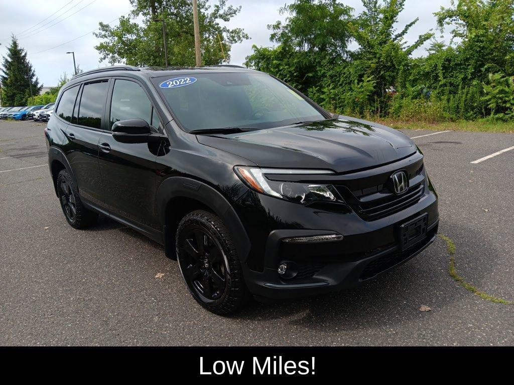 used 2022 Honda Pilot car, priced at $36,290