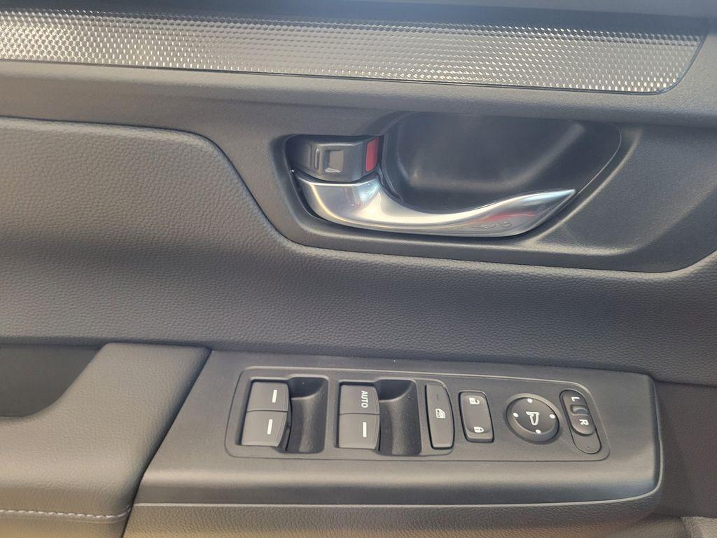 new 2025 Honda CR-V car, priced at $33,450