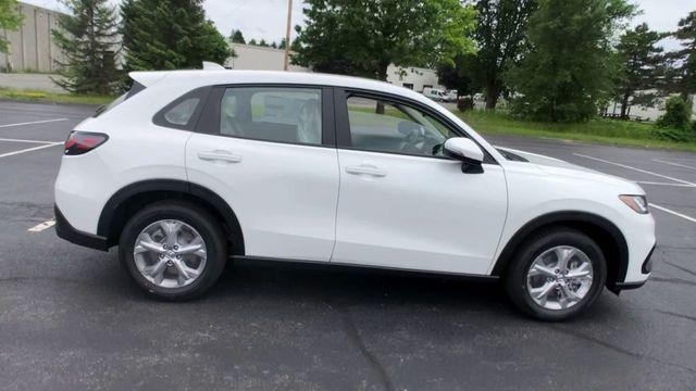 new 2025 Honda HR-V car, priced at $27,955