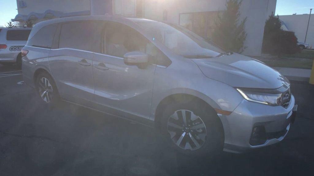 new 2026 Honda Odyssey car, priced at $44,290