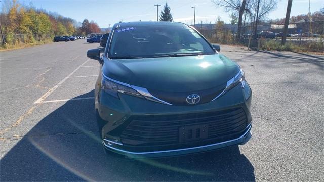 used 2024 Toyota Sienna car, priced at $49,290