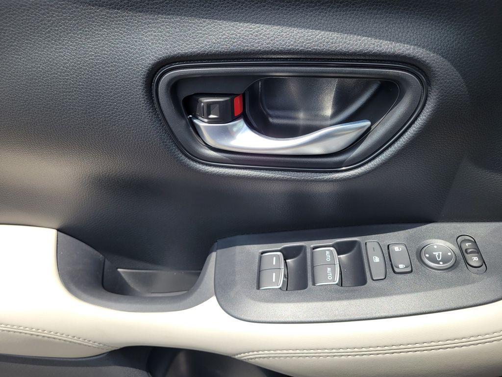 new 2026 Honda HR-V car, priced at $32,945