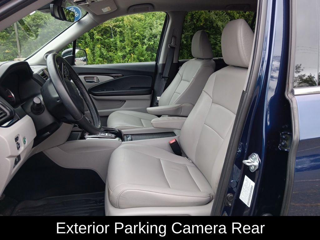 used 2022 Honda Pilot car, priced at $32,986