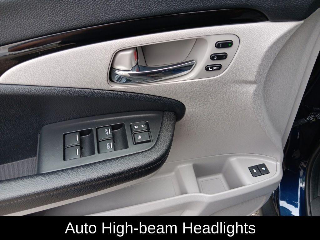 used 2022 Honda Pilot car, priced at $32,986