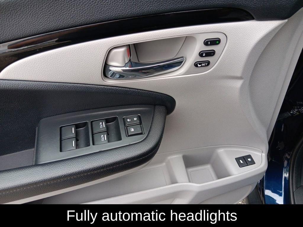 used 2022 Honda Pilot car, priced at $33,990