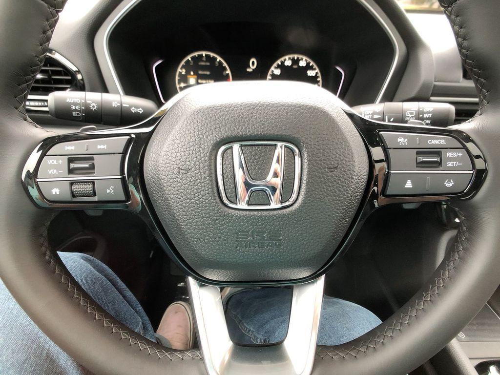 new 2025 Honda Pilot car, priced at $51,550