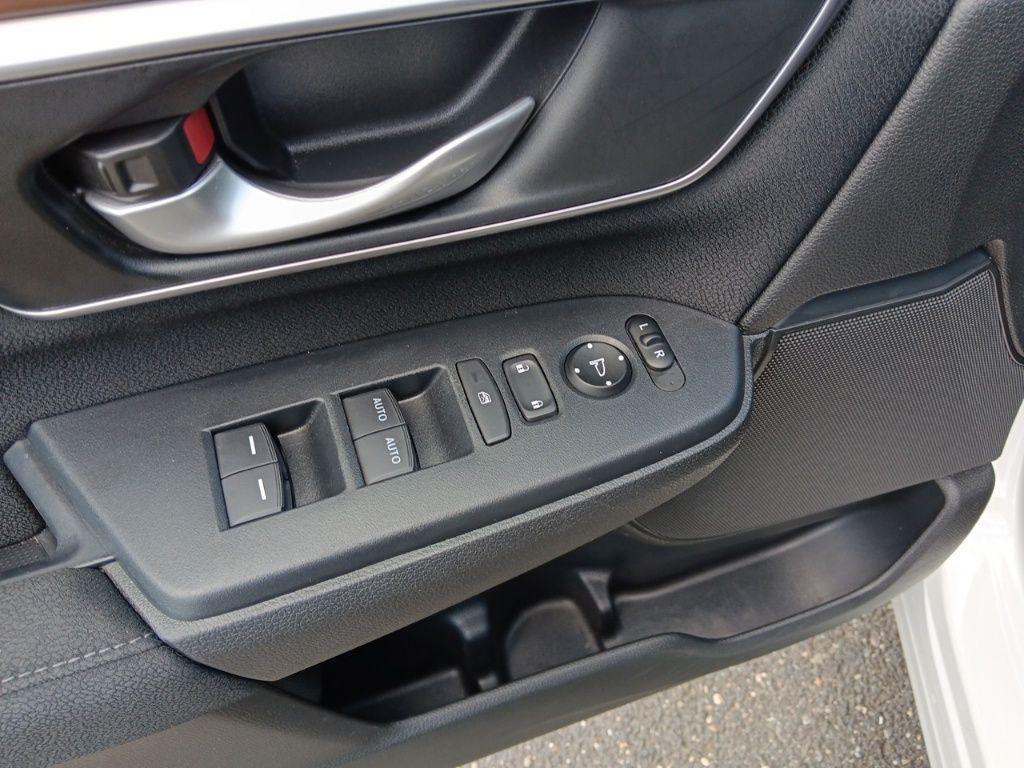 used 2022 Honda CR-V car, priced at $27,990