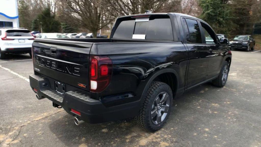 new 2025 Honda Ridgeline car, priced at $42,700