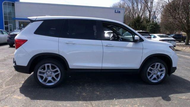 new 2025 Honda Passport car, priced at $44,305