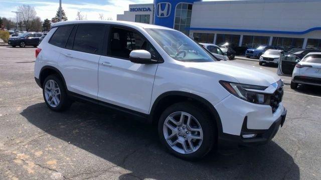 new 2025 Honda Passport car, priced at $44,305