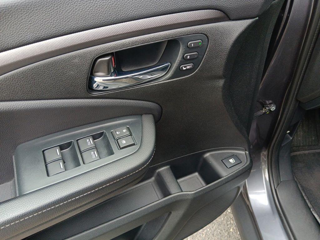 used 2023 Honda Ridgeline car, priced at $35,490