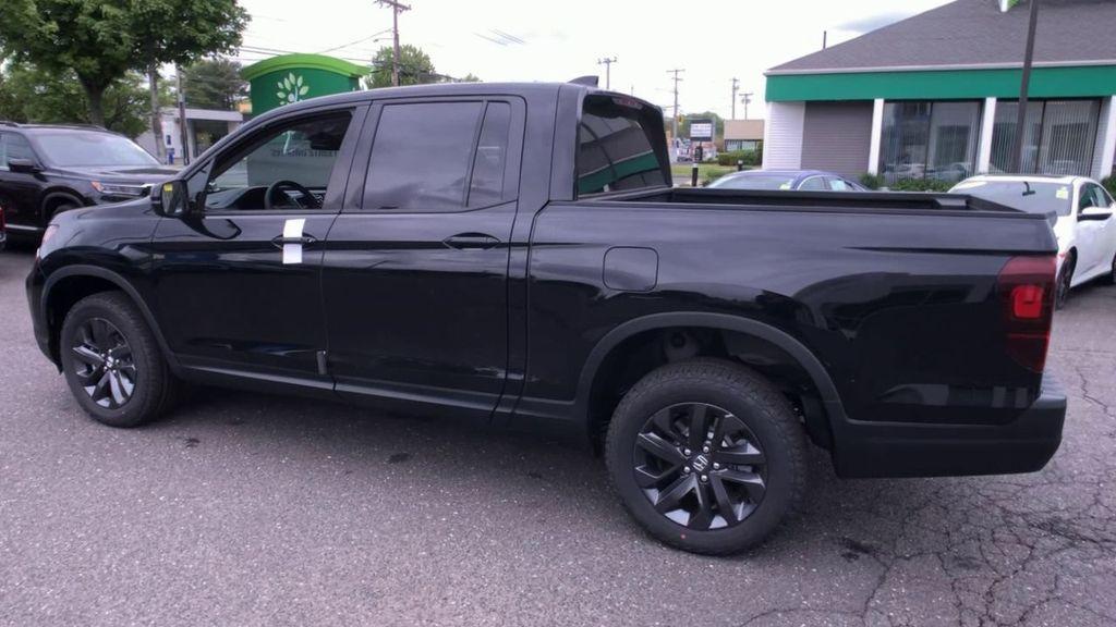 new 2025 Honda Ridgeline car, priced at $40,100