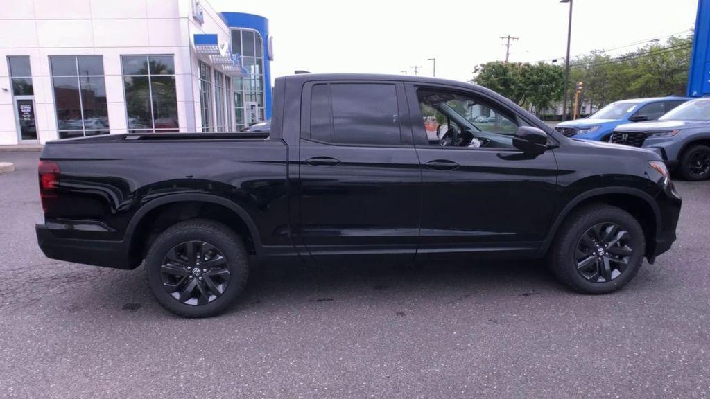 new 2025 Honda Ridgeline car, priced at $40,100