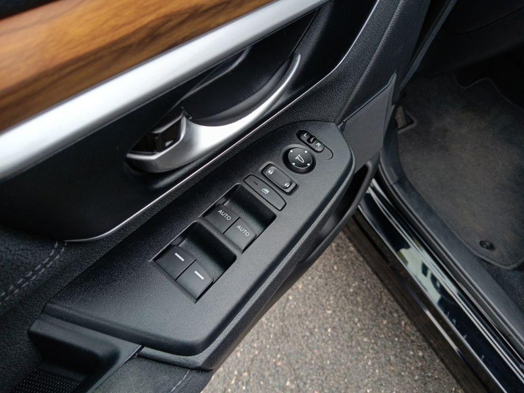 used 2018 Honda CR-V car, priced at $20,990