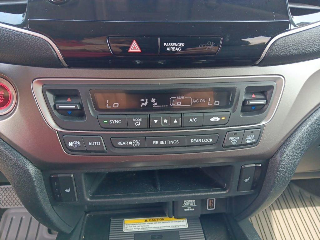 used 2022 Honda Pilot car, priced at $33,990