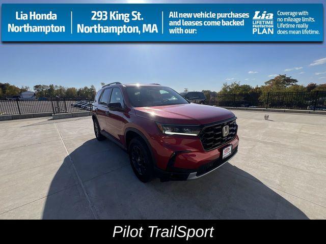 new 2025 Honda Pilot car, priced at $48,250