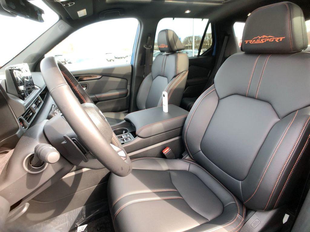 new 2025 Honda Pilot car, priced at $47,833