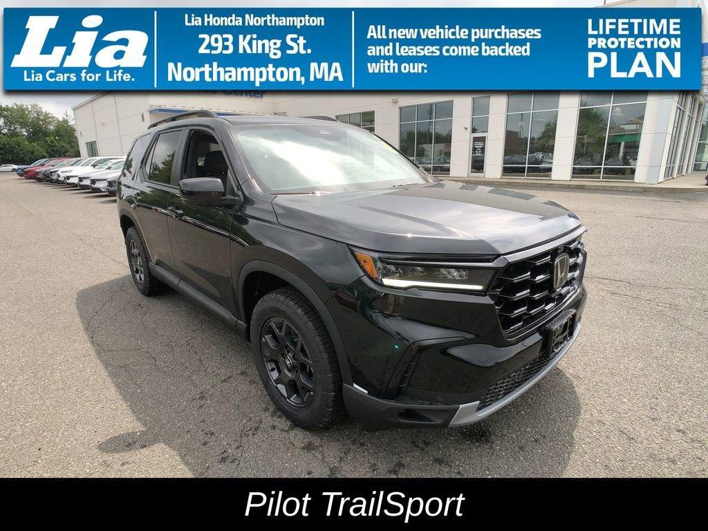 new 2025 Honda Pilot car, priced at $50,895