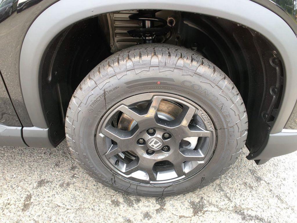 new 2025 Honda Pilot car, priced at $47,833