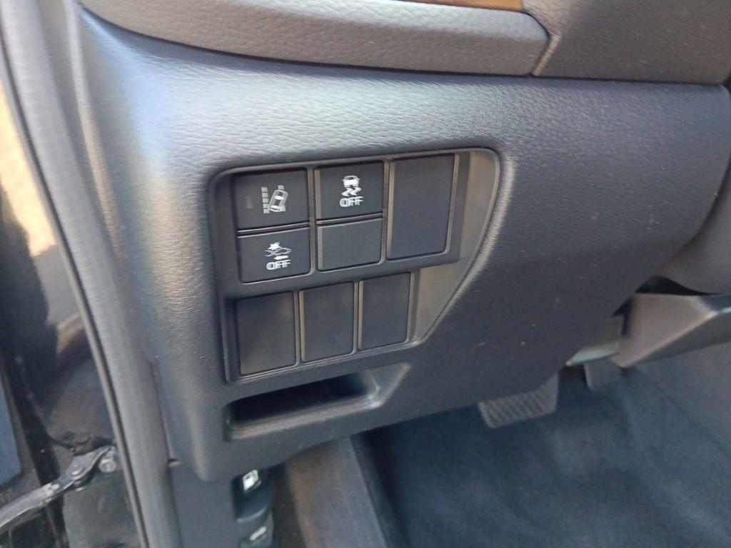used 2022 Honda CR-V car, priced at $29,305