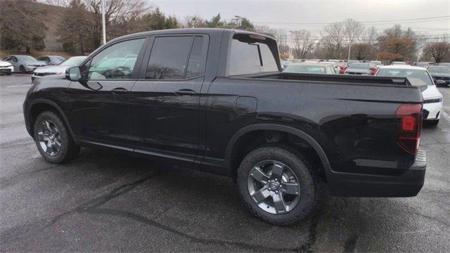 new 2025 Honda Ridgeline car, priced at $44,775